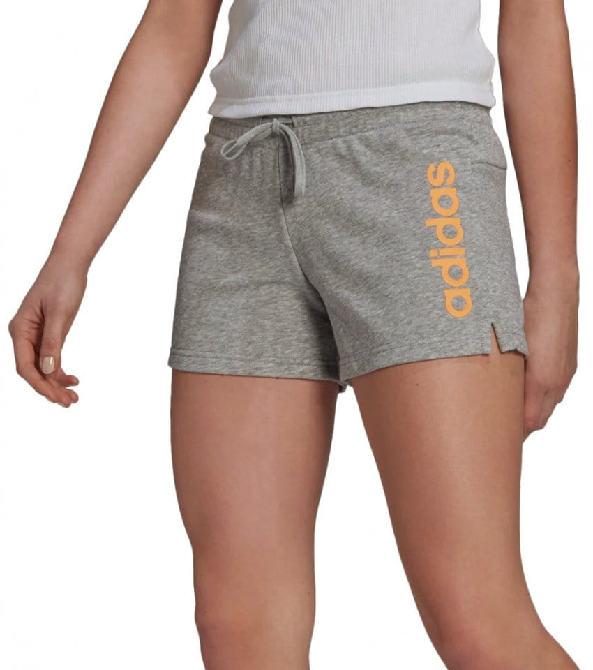 adidas Sportswear Essentials Slim Logo Rövidnadrág